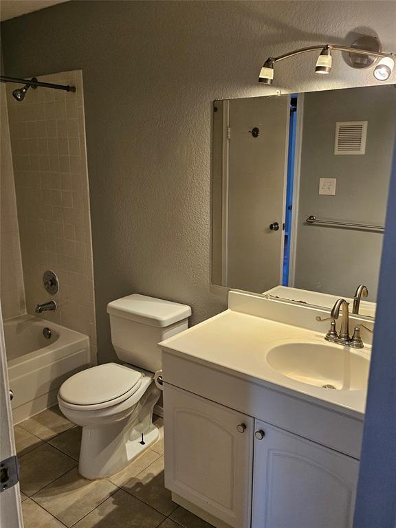 2750 Holly Hall Street #1015, Houston, Texas image 15