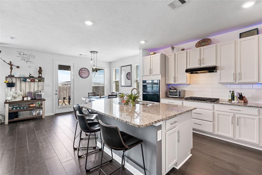 25310 Cheshire Knoll Street, Katy, Texas image 11