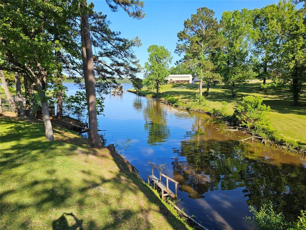 354 Seagull Lane, Onalaska, Texas image 2