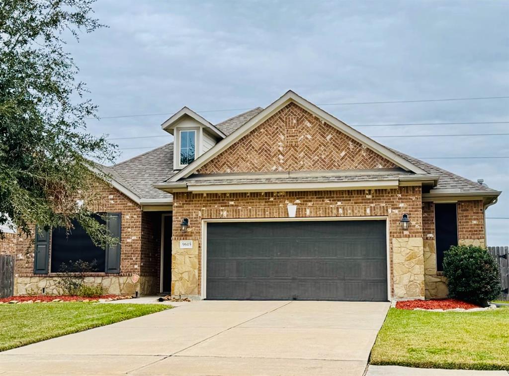 9615 Harmony Lake Lane, Richmond, Texas image 3