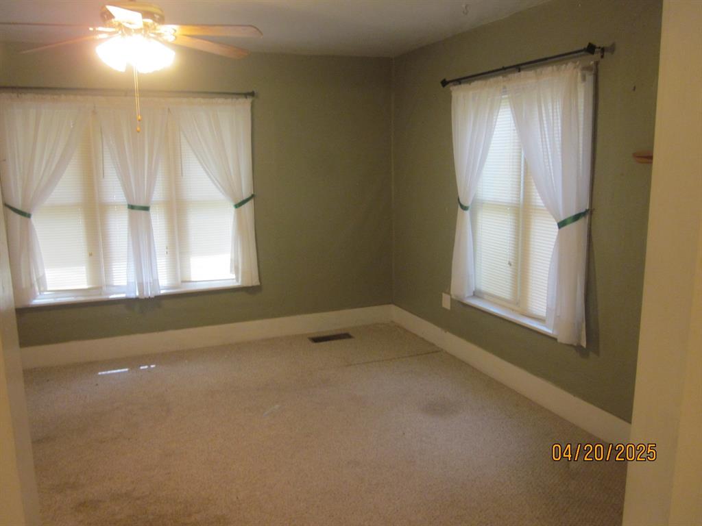 406 Avenue G, Childress, Texas image 7