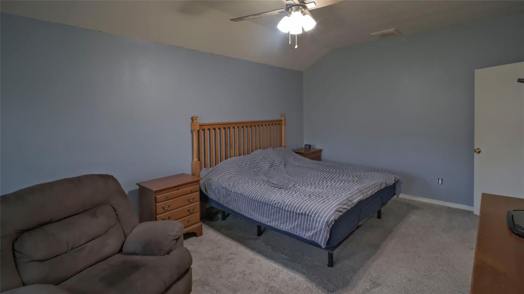 5005 Willow Point Drive, Conroe, Texas image 12