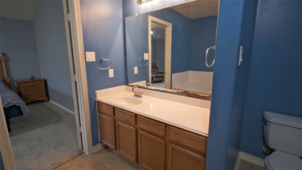 5005 Willow Point Drive, Conroe, Texas image 15
