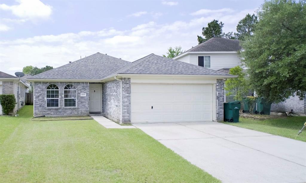 5005 Willow Point Drive, Conroe, Texas image 1