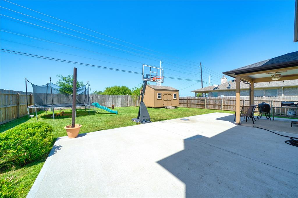 5407 Thyme Lane, Baytown, Texas image 39
