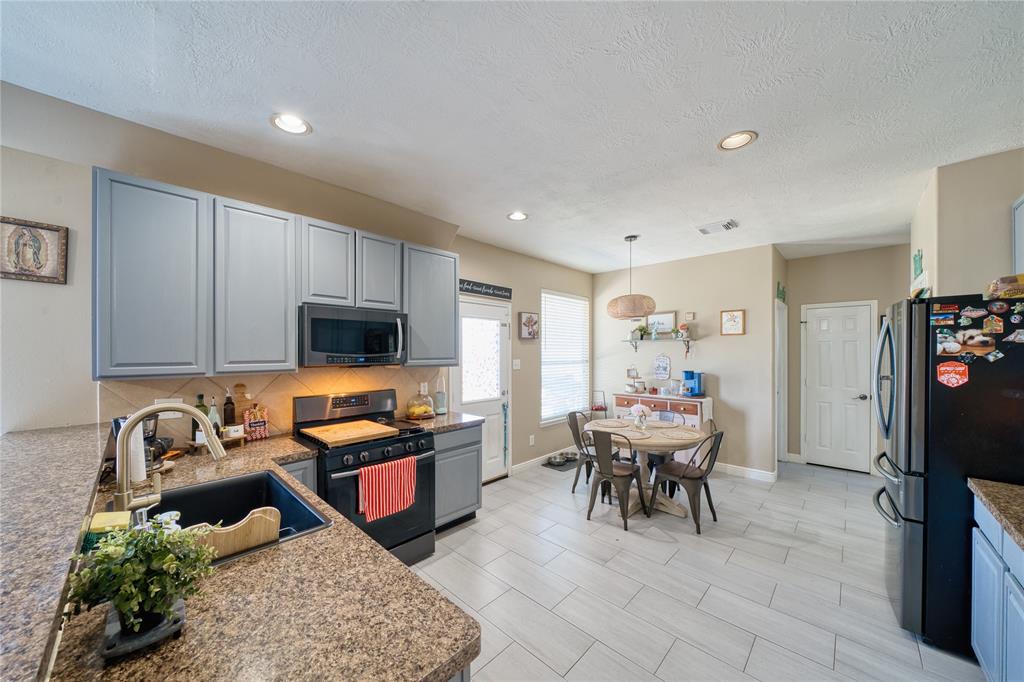 5407 Thyme Lane, Baytown, Texas image 15