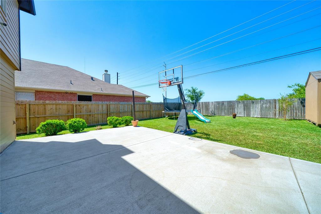 5407 Thyme Lane, Baytown, Texas image 38