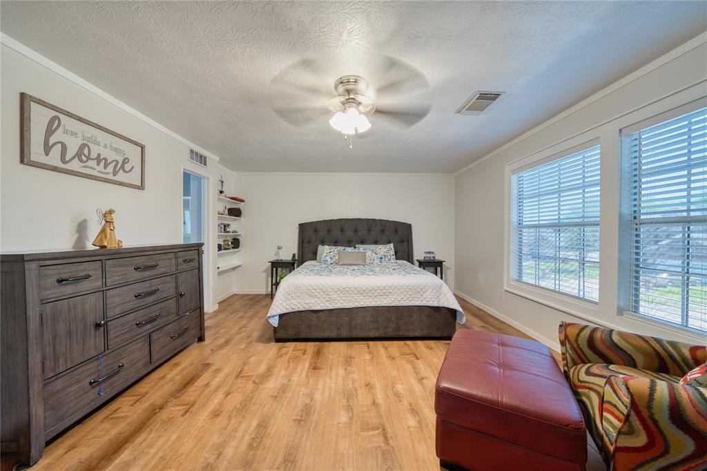 5407 Thyme Lane, Baytown, Texas image 27