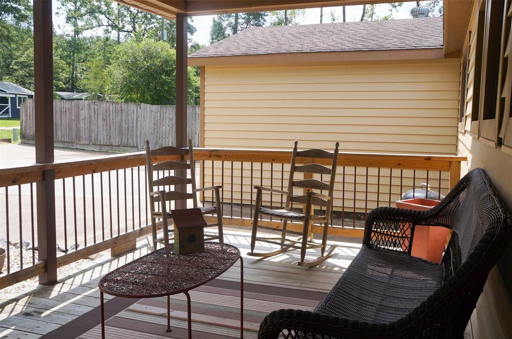 317 Hickory Drive, Livingston, Texas image 3