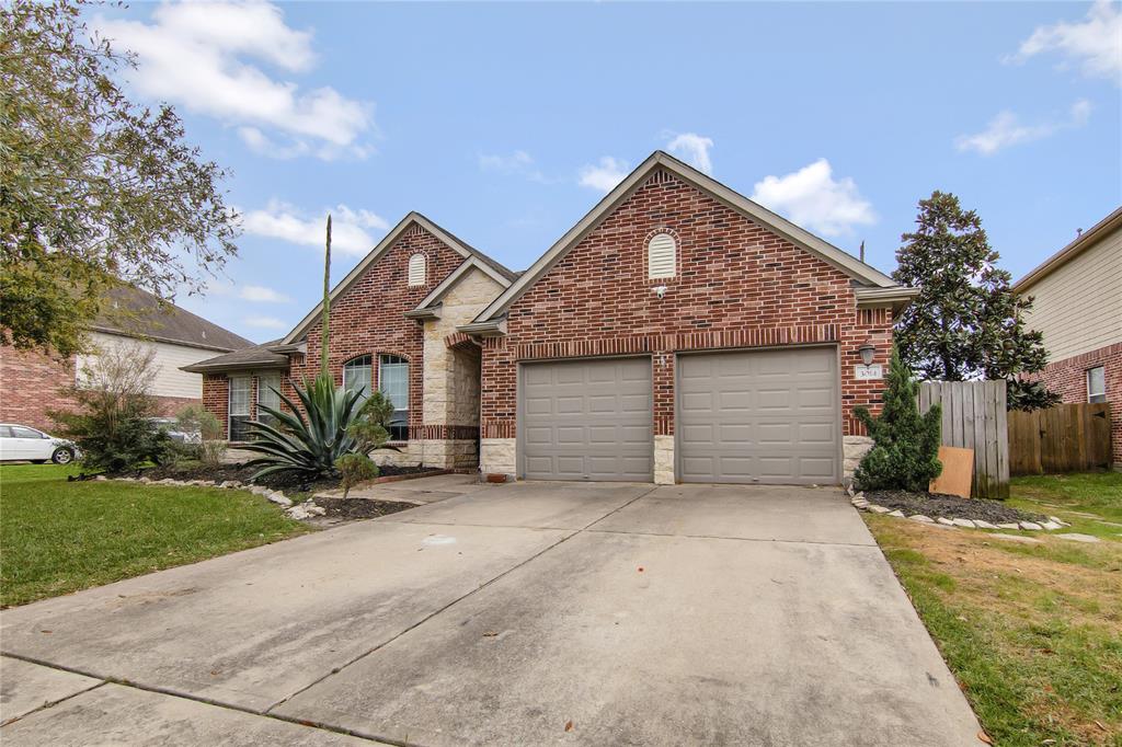 3014 Brahman Drive, Manvel, Texas image 2
