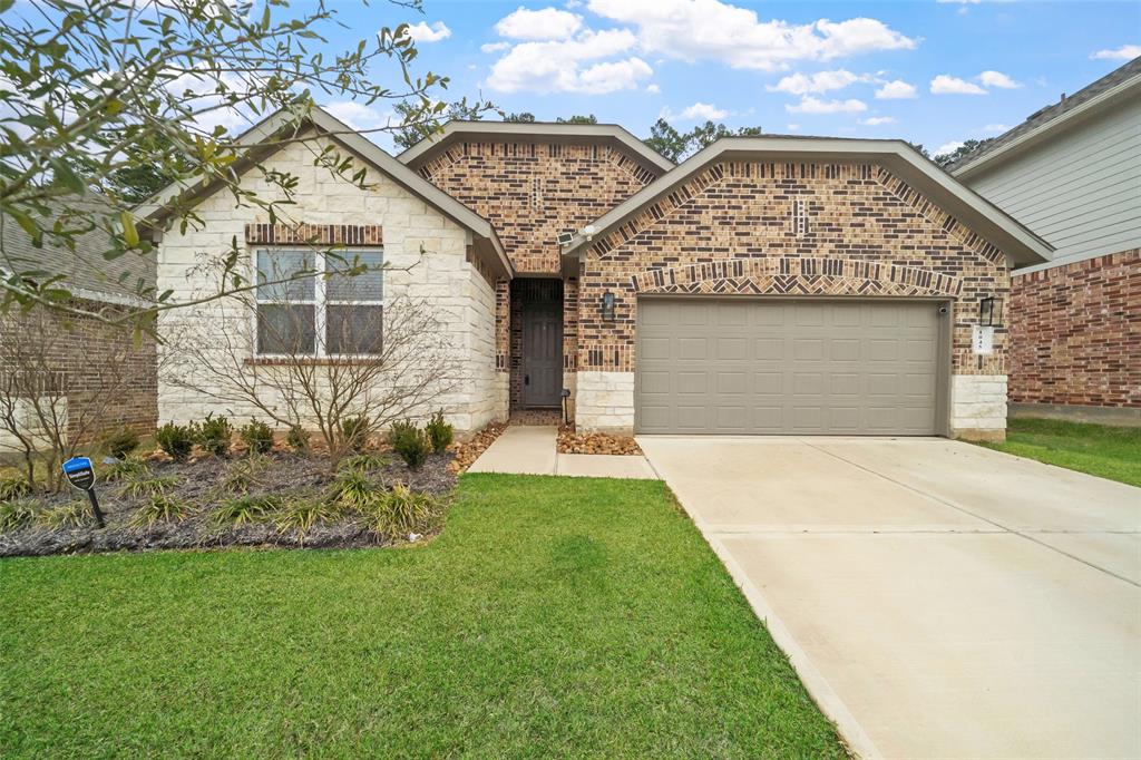 1045 Dancing Feather Street, Montgomery, Texas image 1