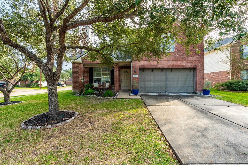 4101 Seminole Drive, Pearland, Texas image 2