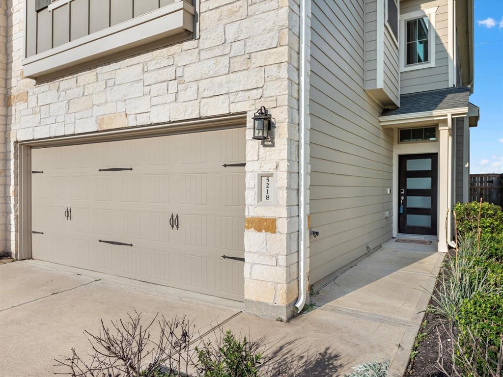 5218 Prairie Terrace Lane, Fulshear, Texas image 2