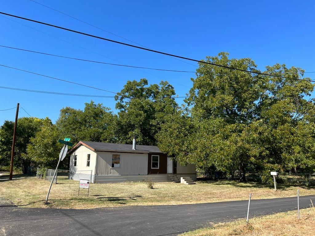 700 A Avenue, Corsicana, Texas image 7