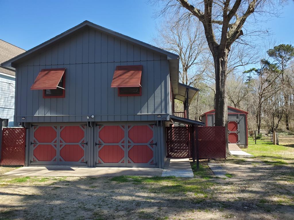 202 Beaver Den Drive, Coldspring, Texas image 14
