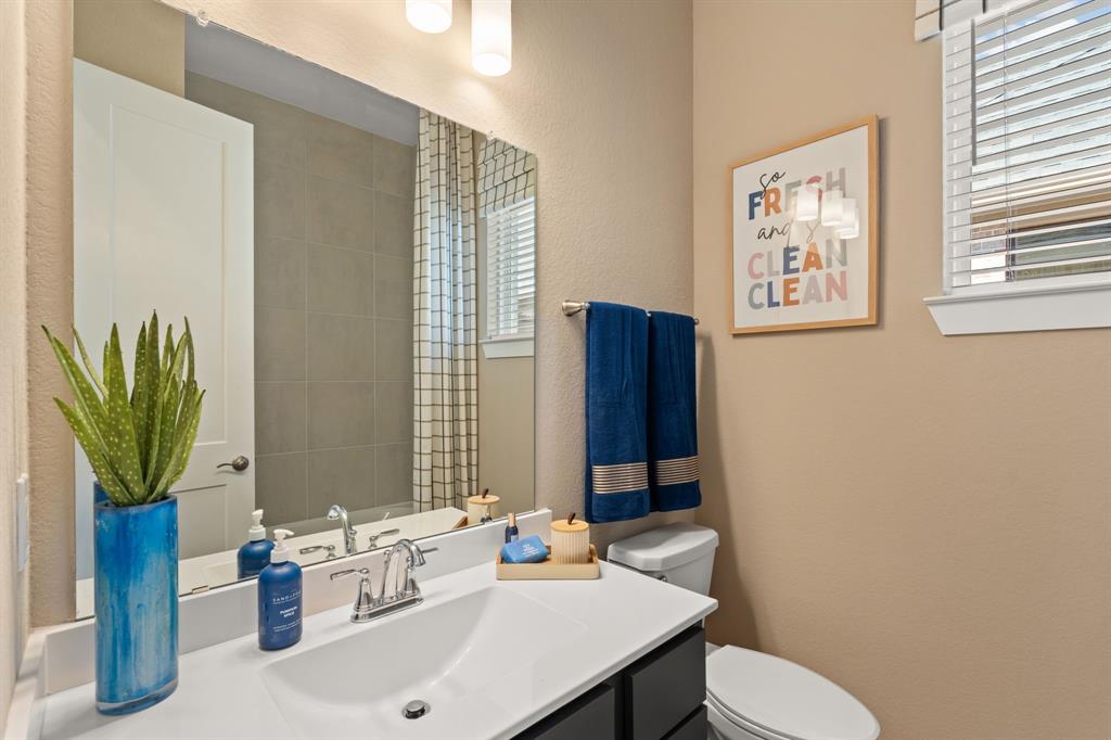 12027 Crooked Creek Lane Ln, Santa Fe, Texas image 11