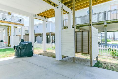 A home in Surfside Beach