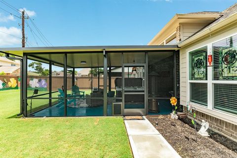 A home in Clute