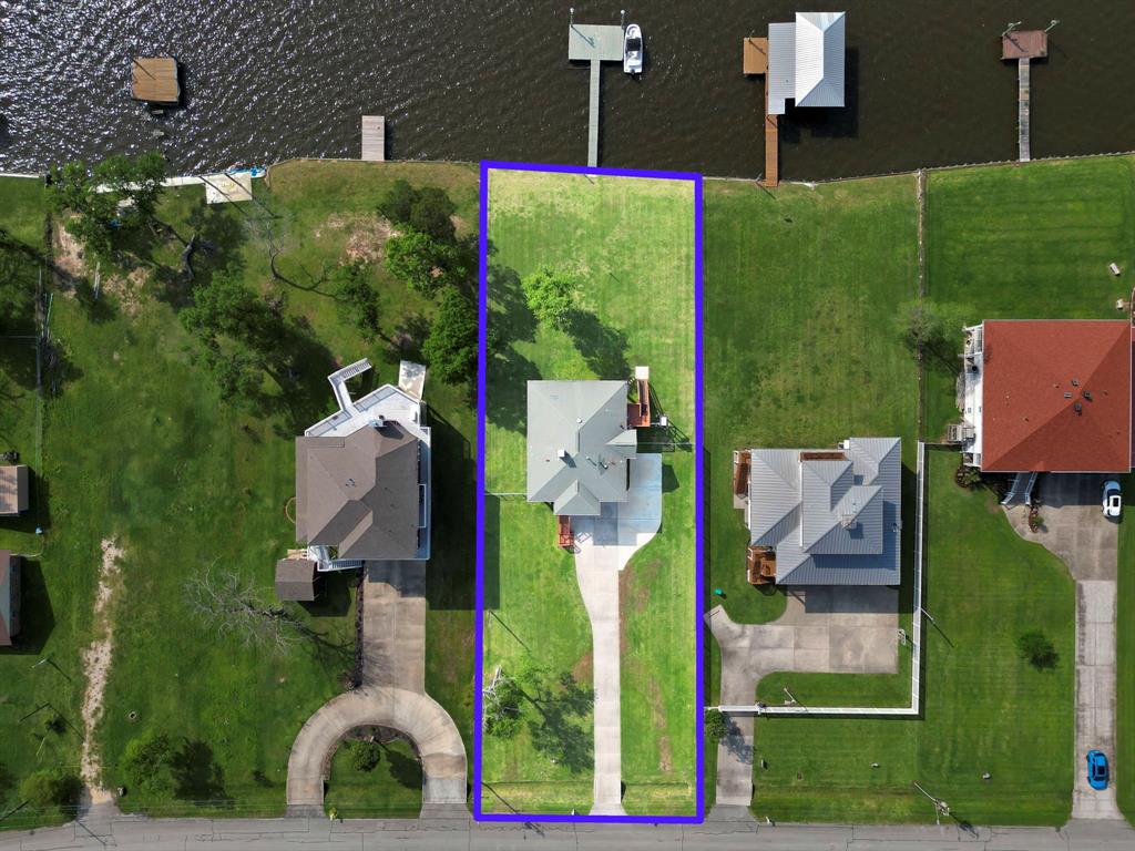 440 S Burnett Drive, Baytown, Texas image 8