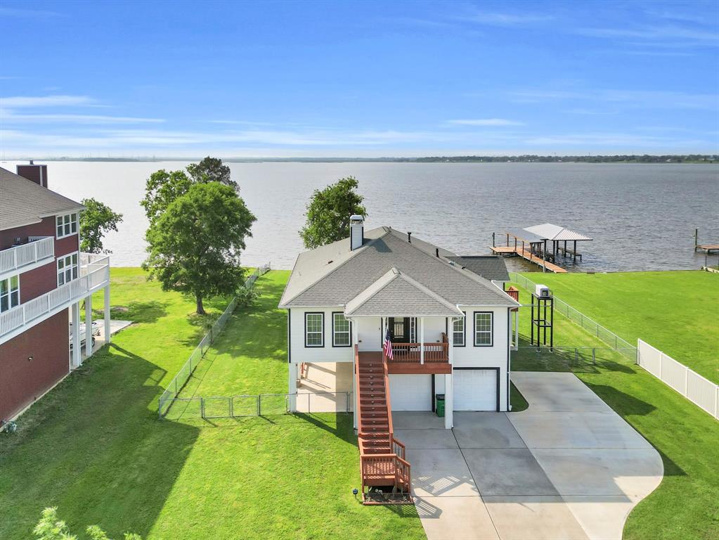 440 S Burnett Drive, Baytown, Texas image 5