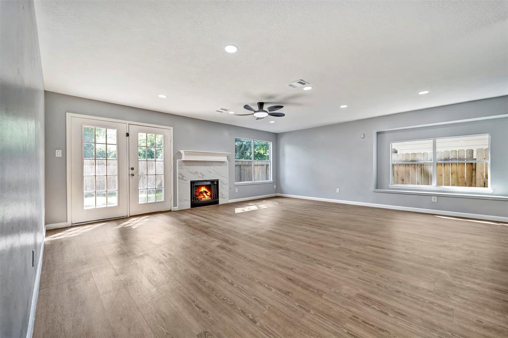 22250 Queenbury Hills Drive, Houston, Texas image 18