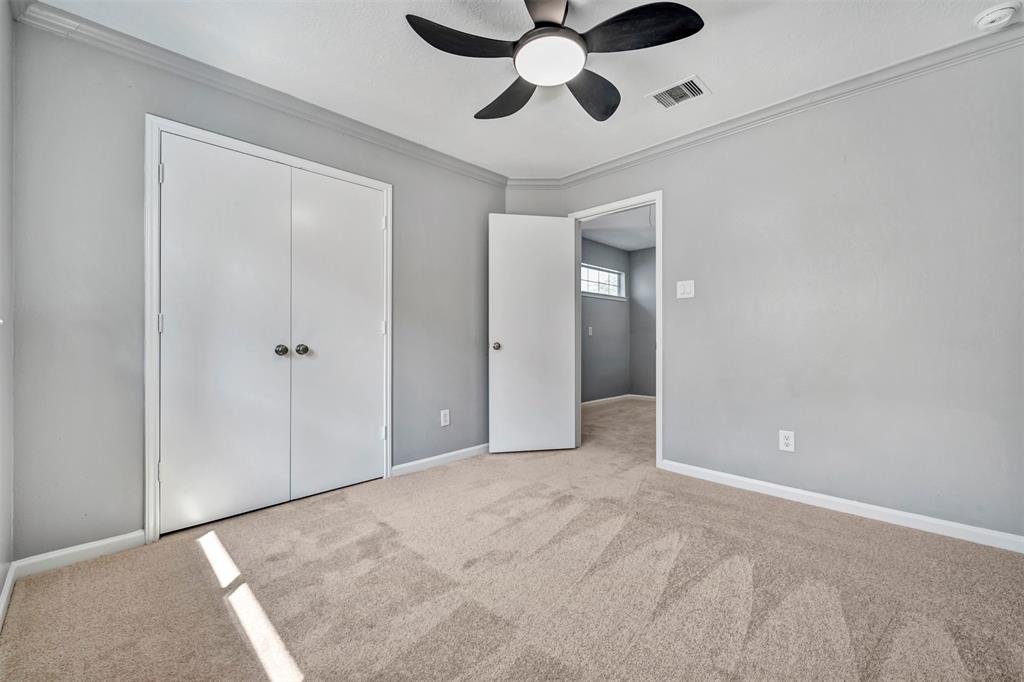 22250 Queenbury Hills Drive, Houston, Texas image 35