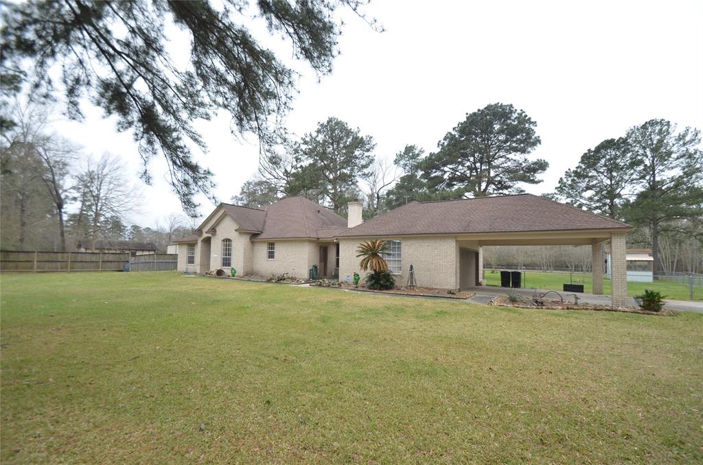 2403 Forum Court, New Caney, Texas image 4