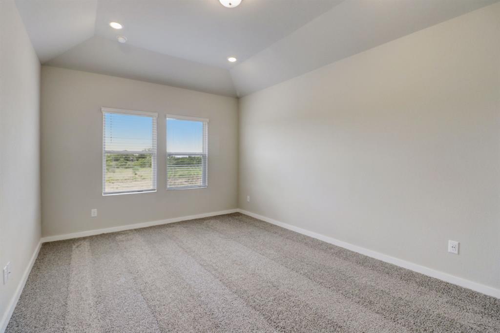 582 Avisa Drive, Kemah, Texas image 3