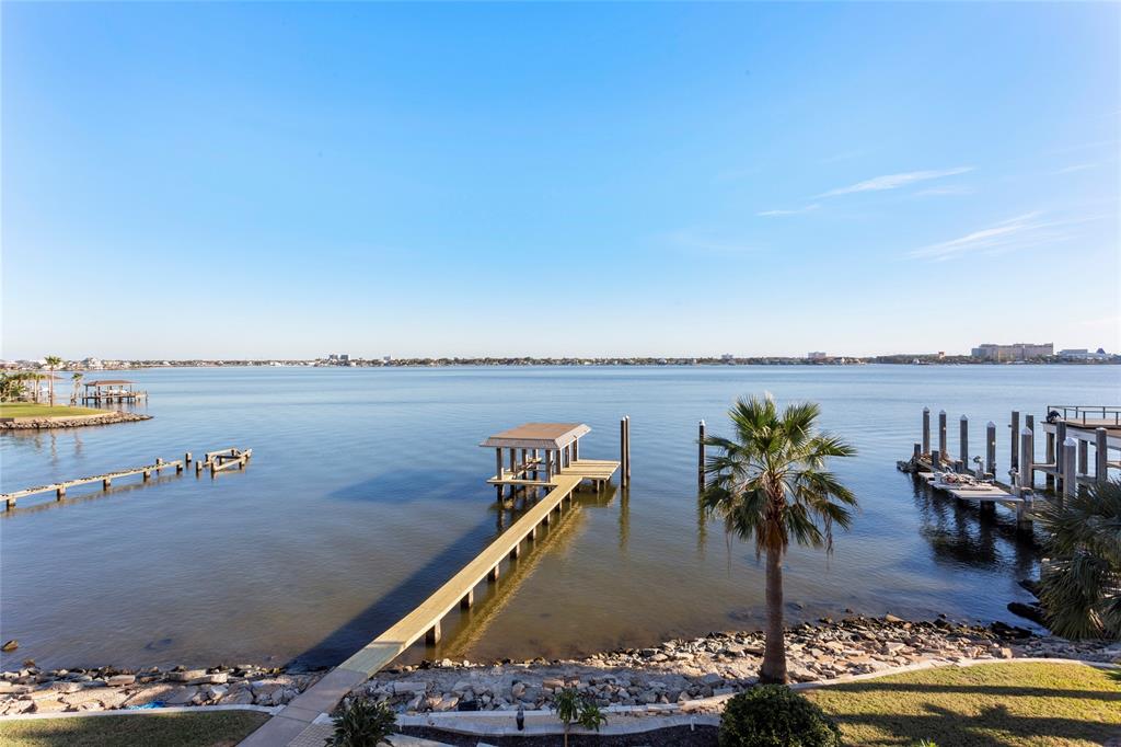 7123 Broadway Street, Galveston, Texas image 37