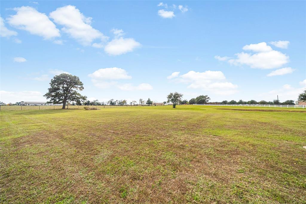 32027 Meadow View Lane, Waller, Texas image 33