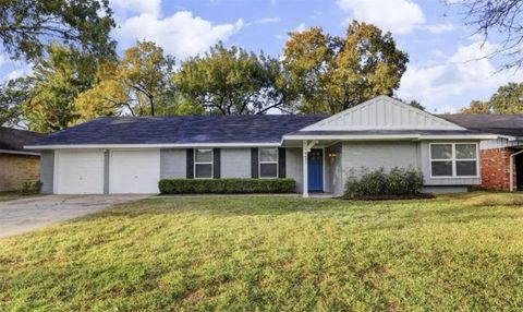 10422 Shadow Wood Drive Houston TX 77043