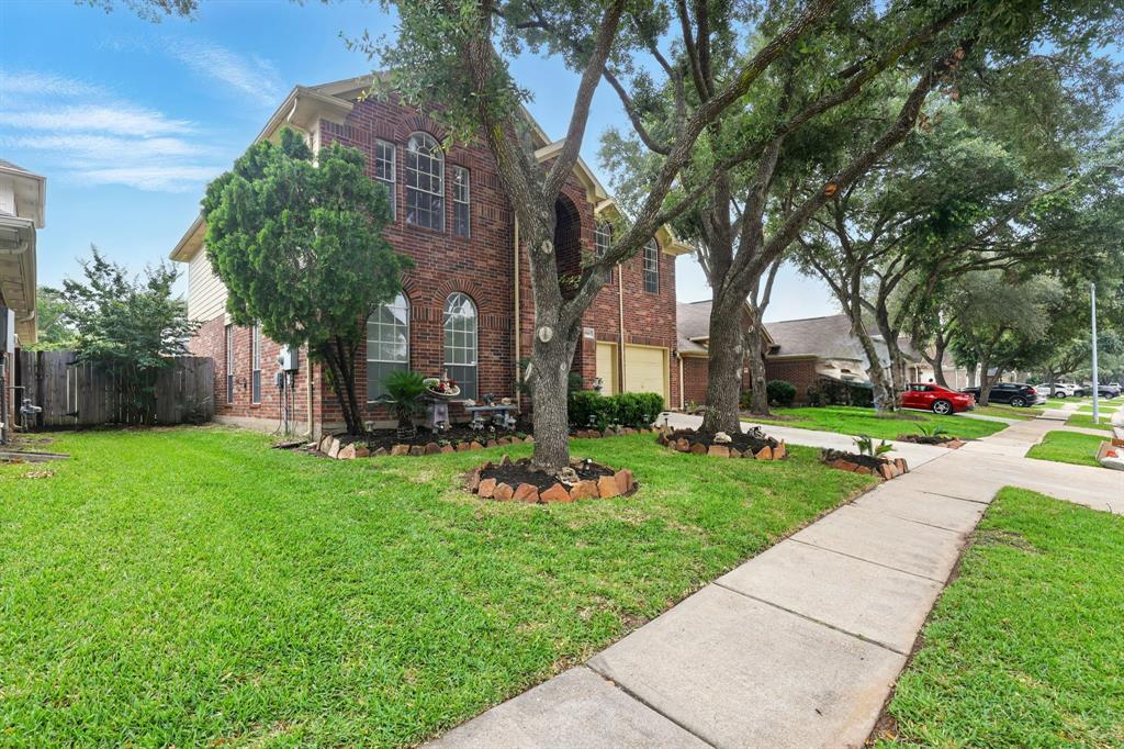 6807 Oakbranch Manor Lane