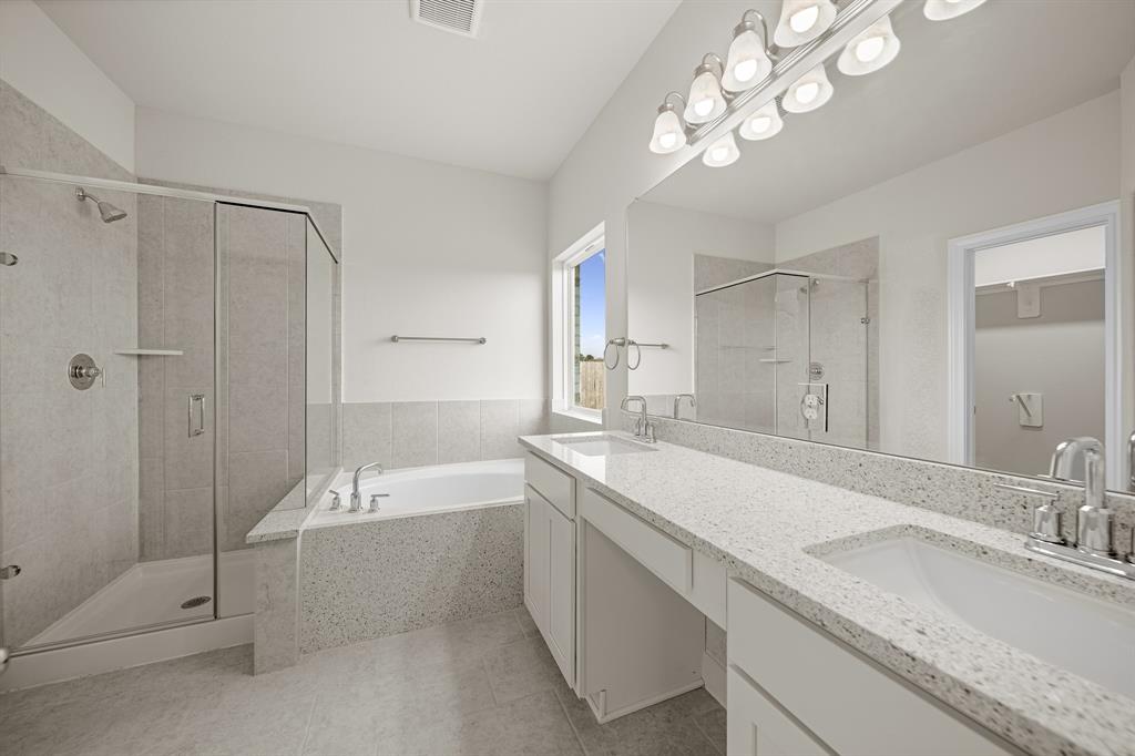 12010 Champions Forest Dr, Mont Belvieu, Texas image 16