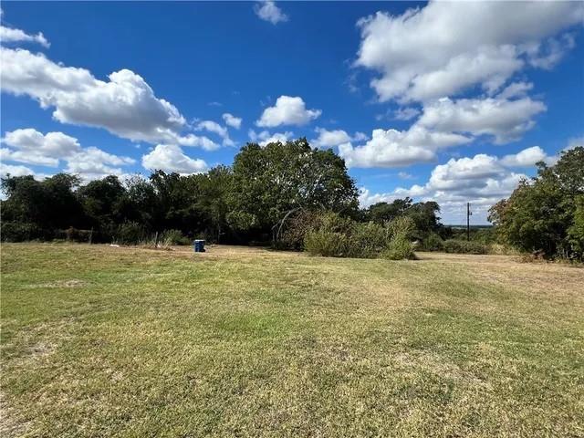 2233 N La Salle Street, Navasota, Texas image 1