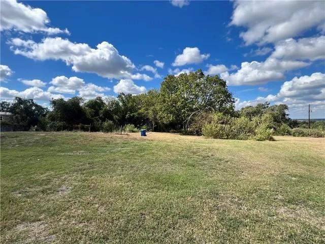 2233 N La Salle Street, Navasota, Texas image 4