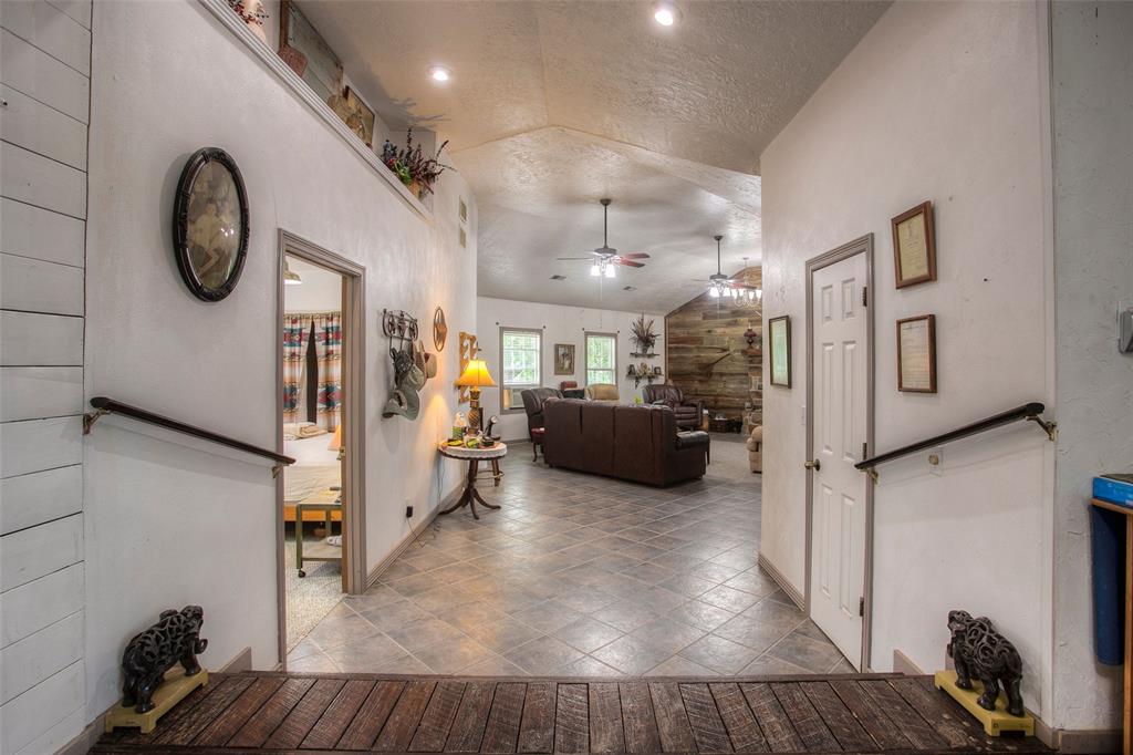 150 Canyon Run Boulevard, Huntsville, Texas image 19