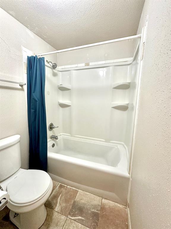 2255 Braeswood Park Drive #206, Houston, Texas image 10