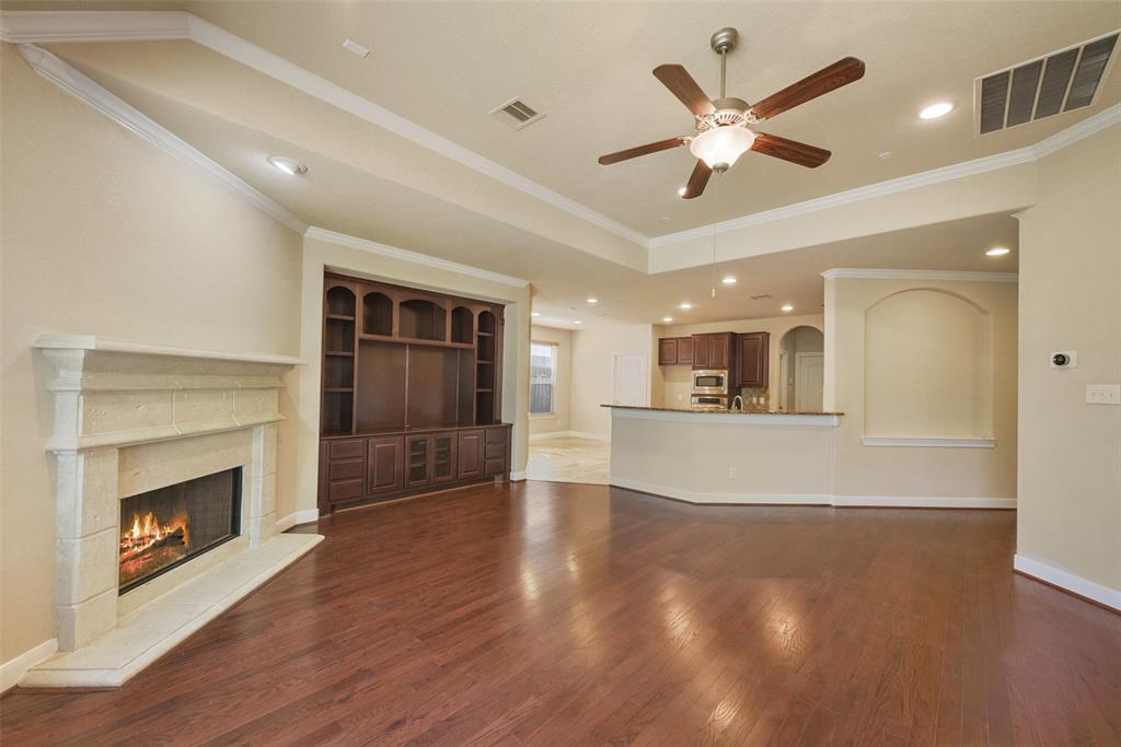 4715 Middlewood Manor Lane, Katy, Texas image 7