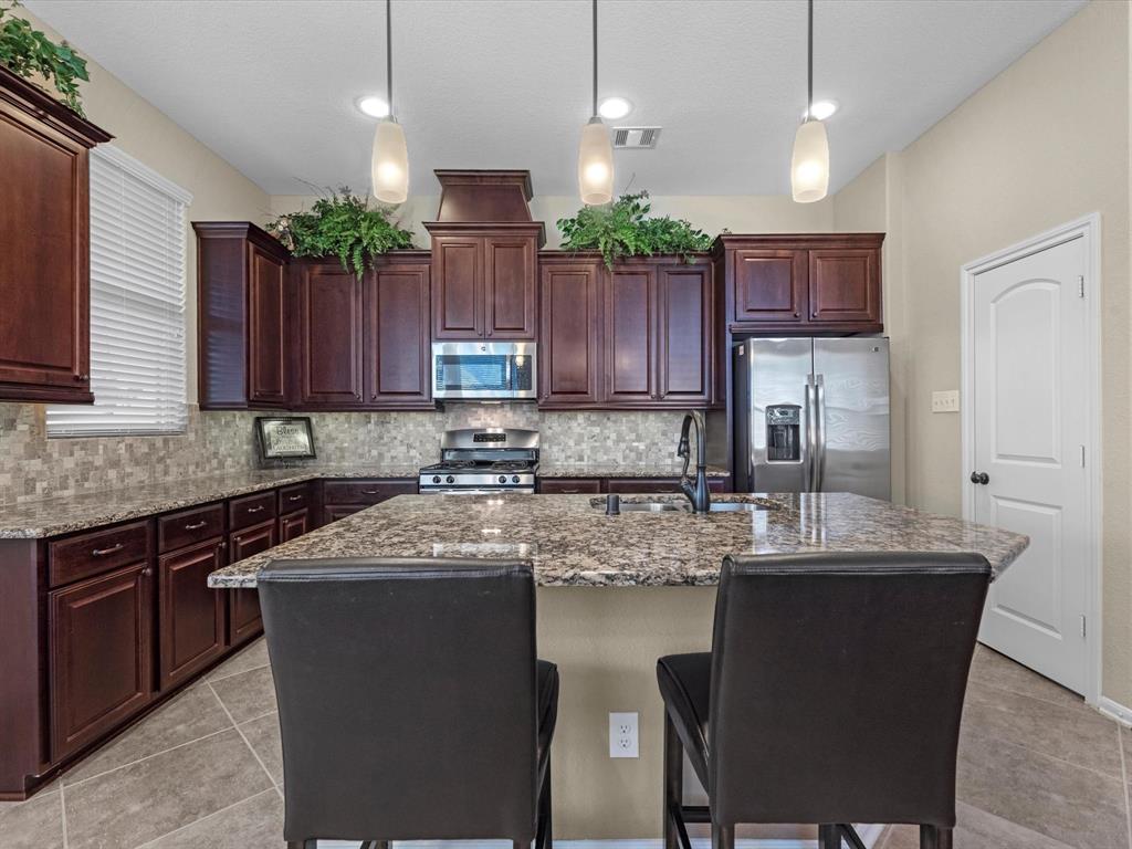 101 Berlandier Ash Court, Montgomery, Texas image 6