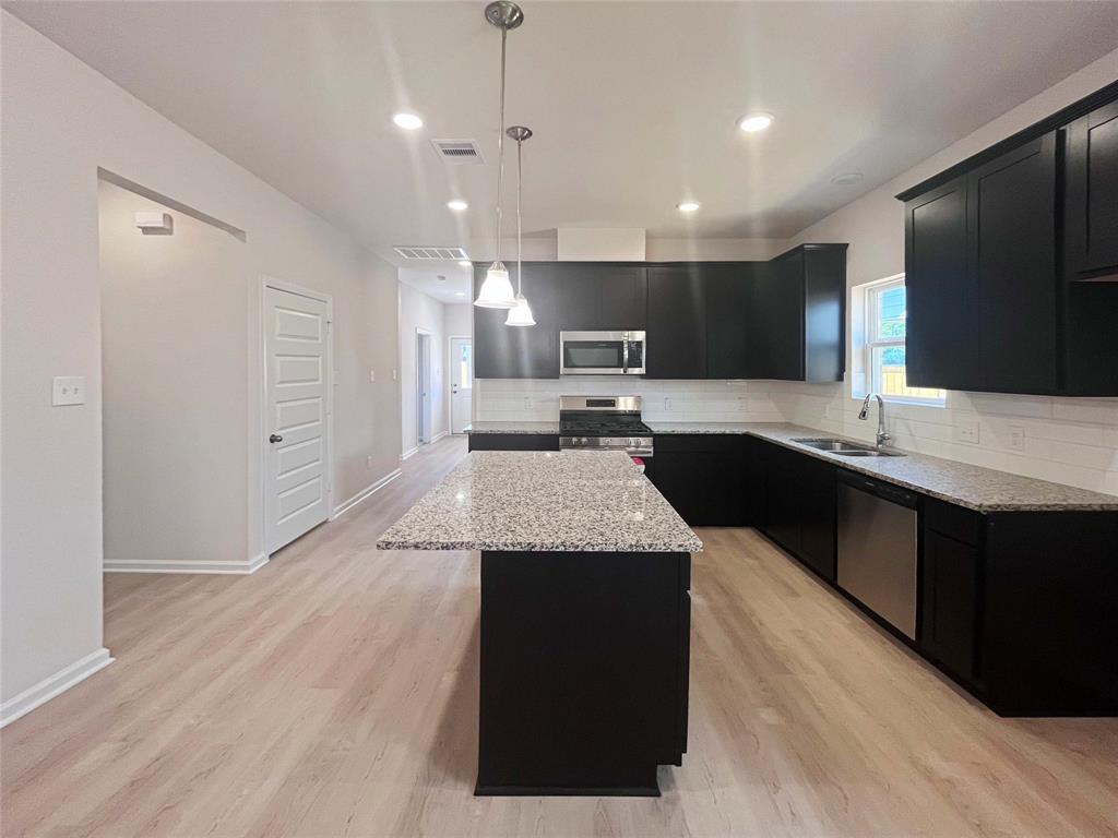 27390 Axis Deer Trail, Magnolia, Texas image 5