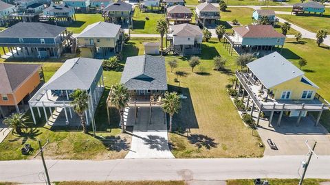 A home in Crystal Beach