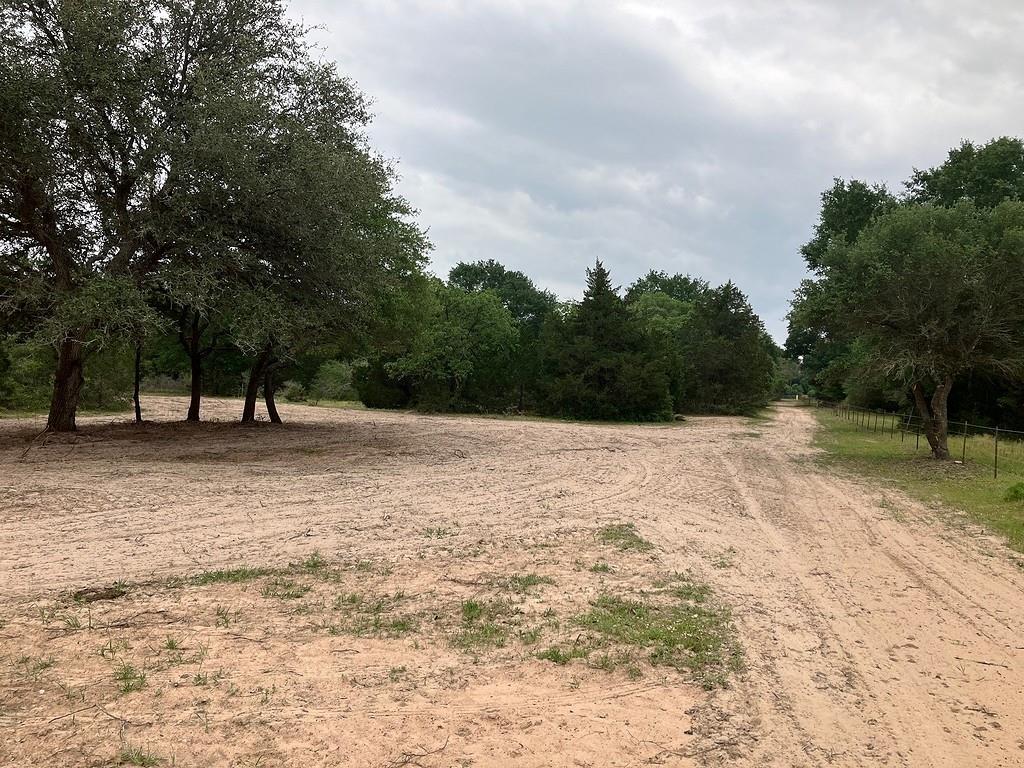 1263 Private Road 1021, Hallettsville, Texas image 10