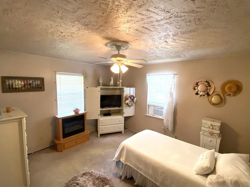 294 County Road 2687, Cleveland, Texas image 19