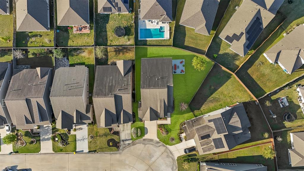 2002 Laurie Darlin Drive, Conroe, Texas image 4