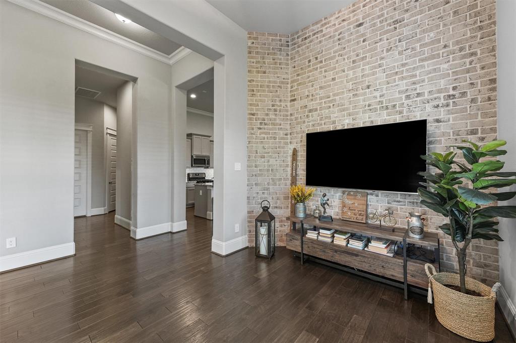 2002 Laurie Darlin Drive, Conroe, Texas image 10