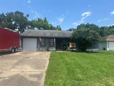 A home in Lake Jackson