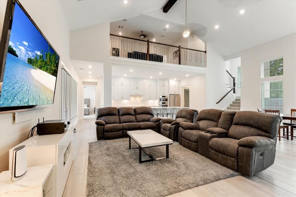 19354 Riverwalk Drive
