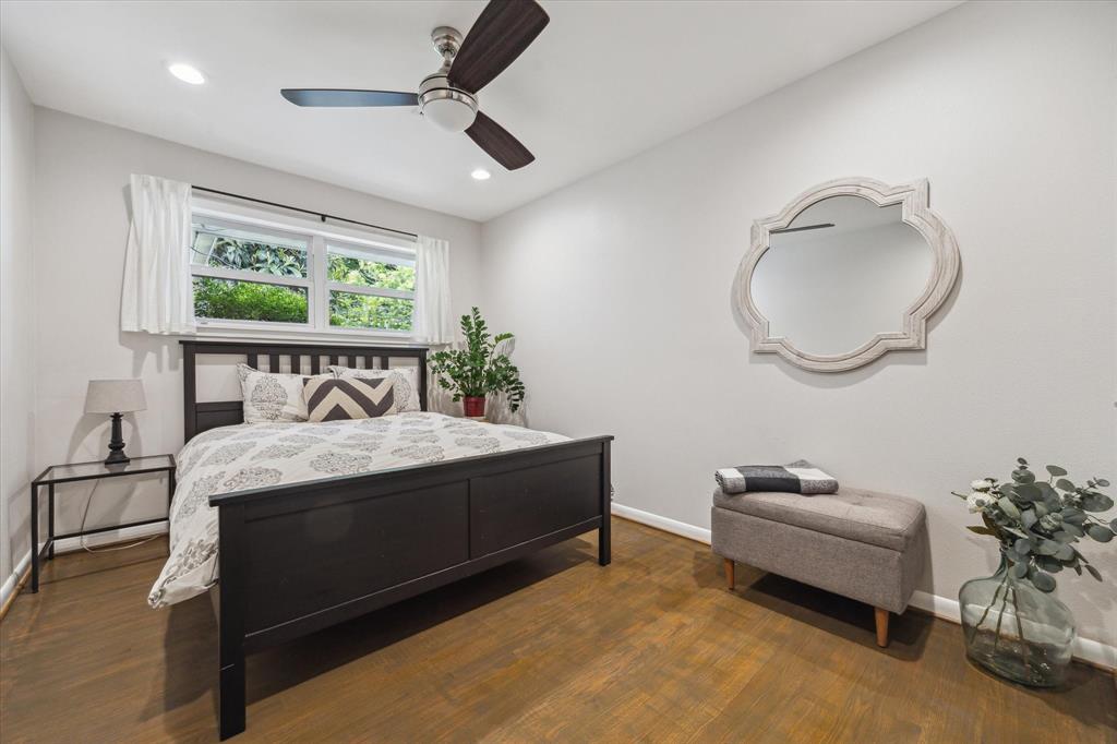 5211 Briarbend Drive, Houston, Texas image 20
