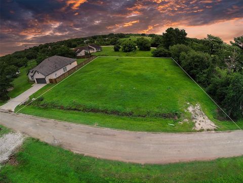 Photo of 626 Lily Street, Prairie View, TX 77484 (MLS # 66808534) Photo of 626 Lily Street, Prairie View, TX 77484 (MLS # 66808534)