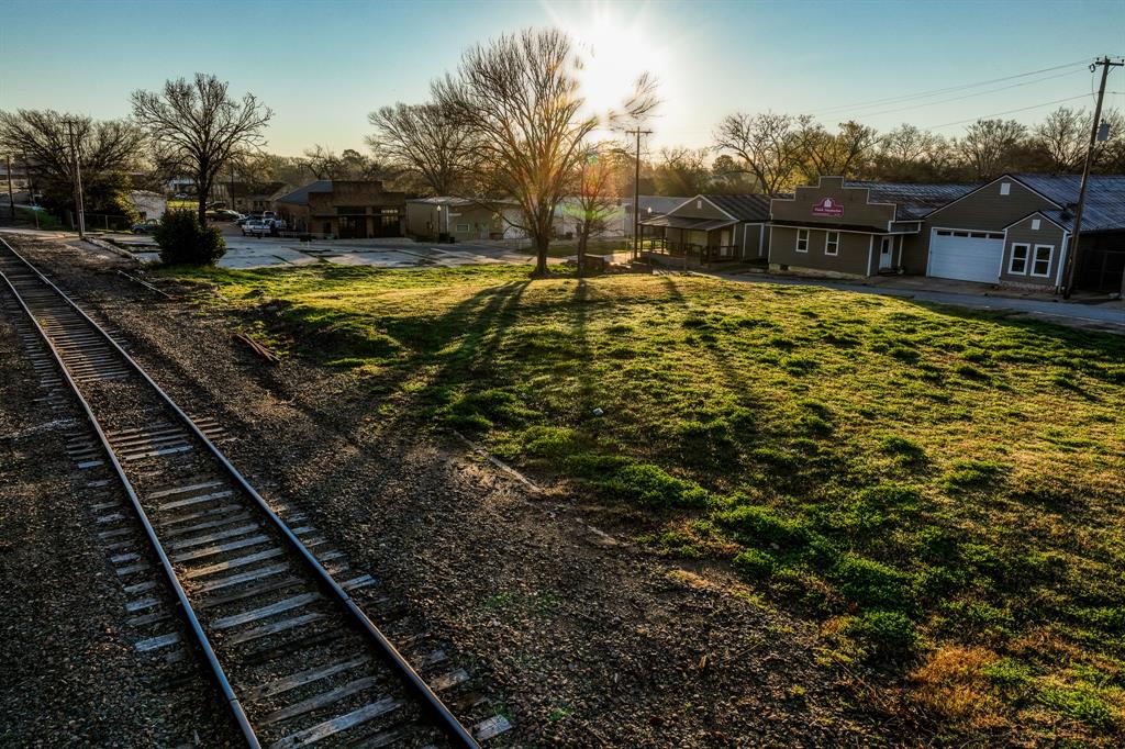 106 W First Street, Brenham, Texas image 25